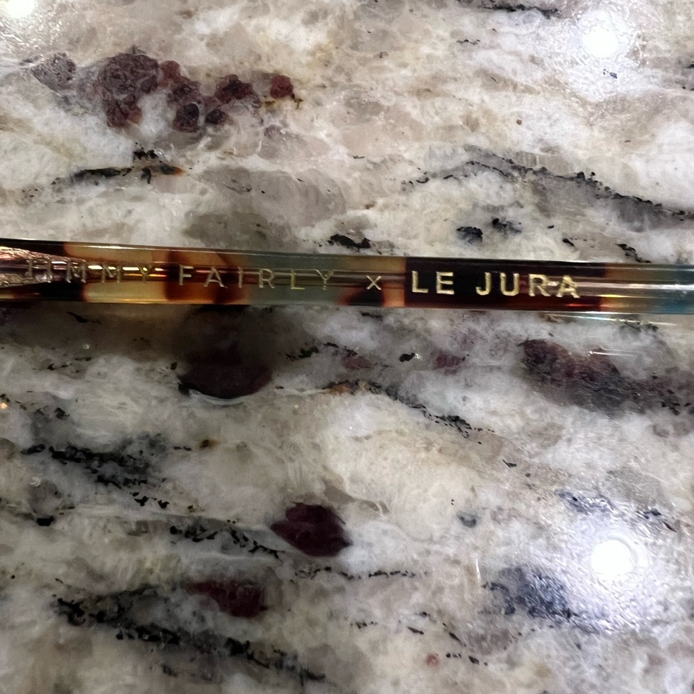 Jimmy fairly sunglasses purchased in Paris. Good condition - Picture 3 of 4